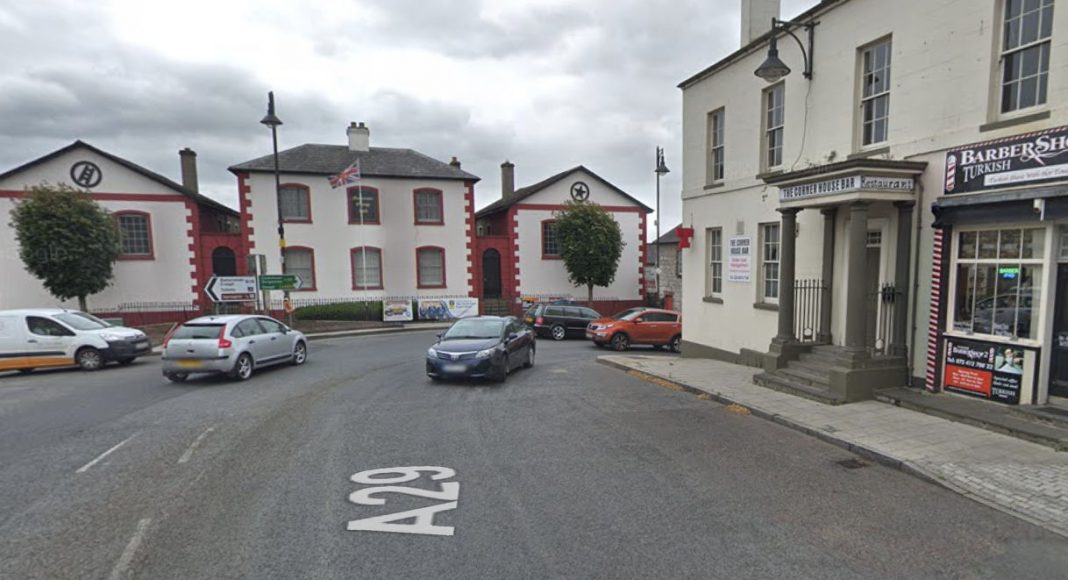 Moneymore.