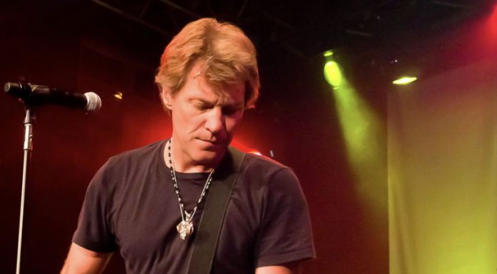 Jon Bon Jovi selling New Jersey mansion