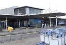 Light aircraft lands at airport after ‘undercarriage failure’