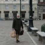 Face masks mandatory in Italy in COVID-19 fight