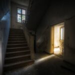 Halloween – signs your house is haunted!