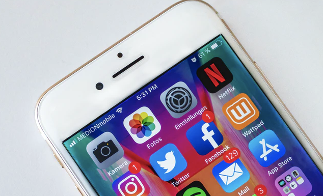 How much time do we spend on social media?